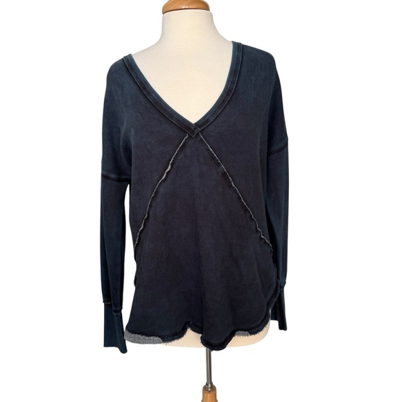 Free People Tops - Free People V-Neck washed out sweatshirt size small EUC